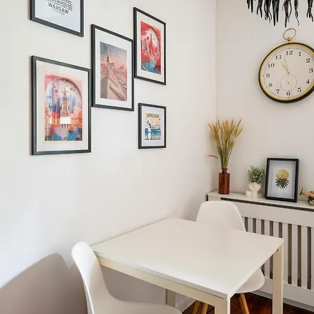 Wola Anielewicza Homely Apartment Warsaw